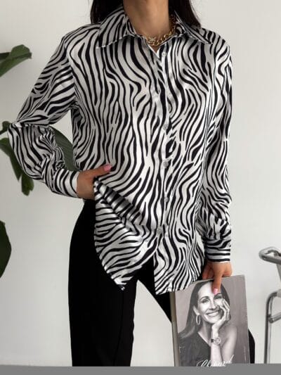 Sebra skyrta oversize